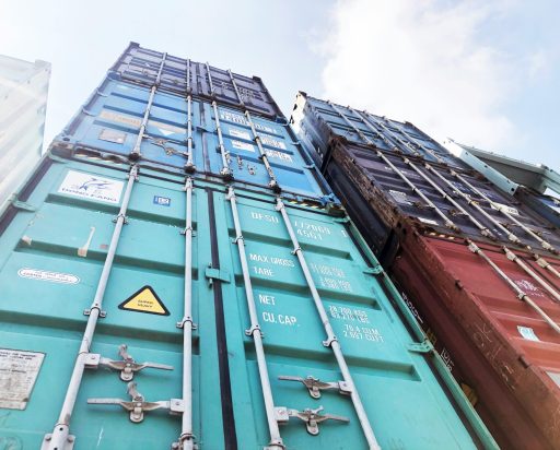 osg-containers-uyDNkvdIKv8-unsplash
